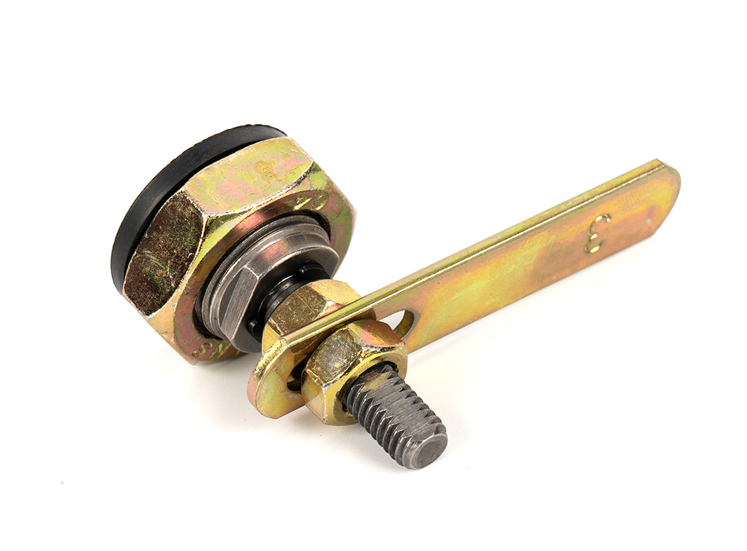 Trojúhelníková sestava zámku pro podlahové dveře