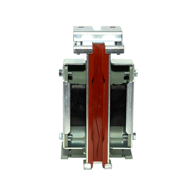 Posuvná vodicí botka výtahu PB-186A (2 otvory)