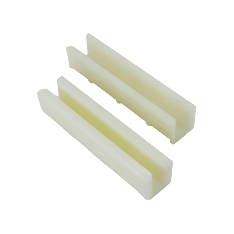 FKD-T002 121* (10/16) Obložení zavazadlového prostoru výtahu